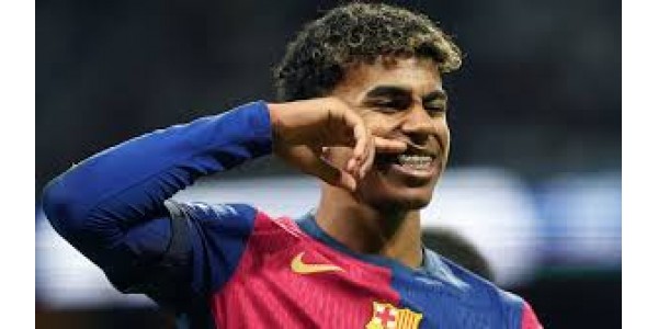 Yamals vriendin wordt ervan verdacht hem te bedriegen met een jonge speler van Real Madrid.